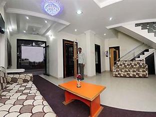 Sai Ganesh Hotel Shirdi Exterior photo
