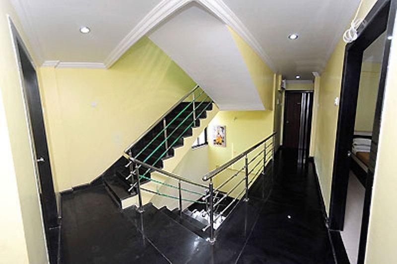 Sai Ganesh Hotel Shirdi Exterior photo