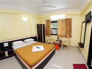 Sai Ganesh Hotel Shirdi Exterior photo
